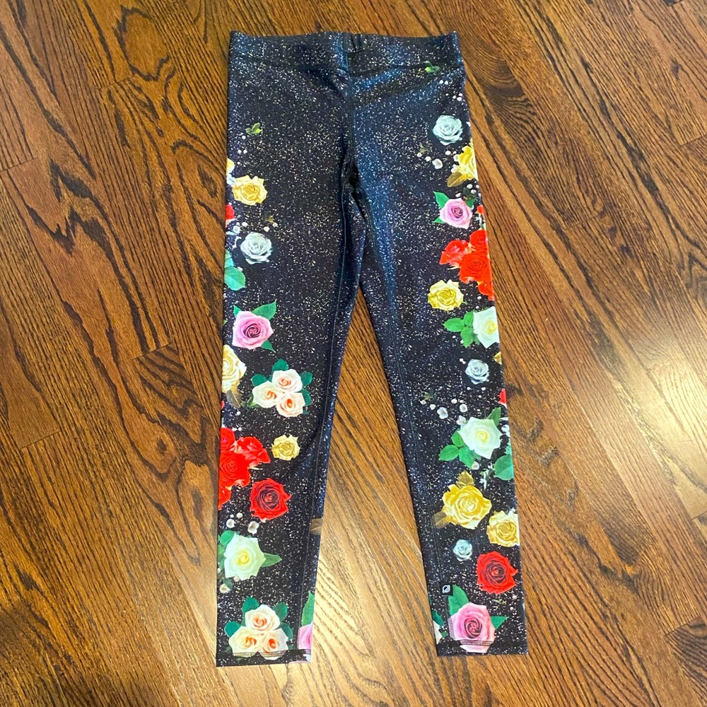 Women’s Terez floral leggings size M like new!!